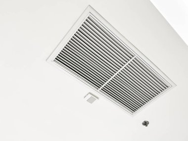 Tavana monte edilmiş kaset tipi klima.