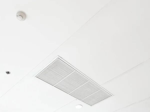 Ceiling Mounted Cassette Type Air Conditioner — Stock Photo, Image