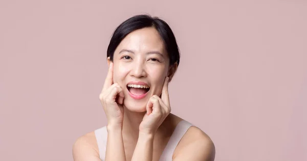 Ung Vacker Asiatisk Kvinna Glad Leende Med Rent Ansikte Hud — Stockfoto