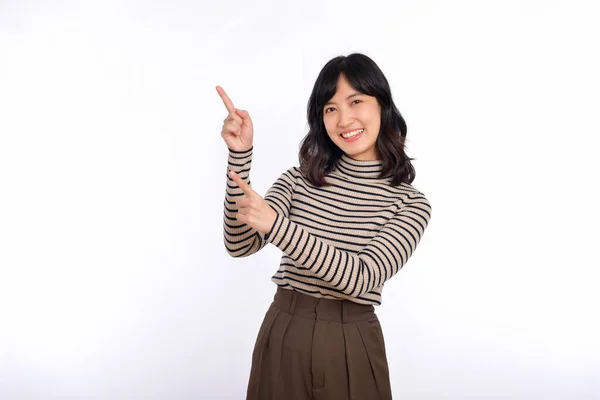 Vacker Ung Asiatisk Kvinna Tröjan Tyg Pekar Upp För Att — Stockfoto