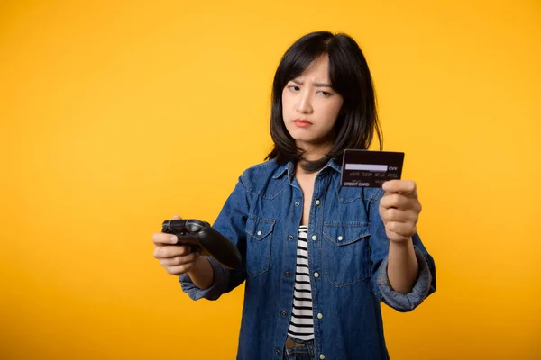 Portrait Asiatique Jeune Femme Avec Visage Doute Portant Des Vêtements — Photo