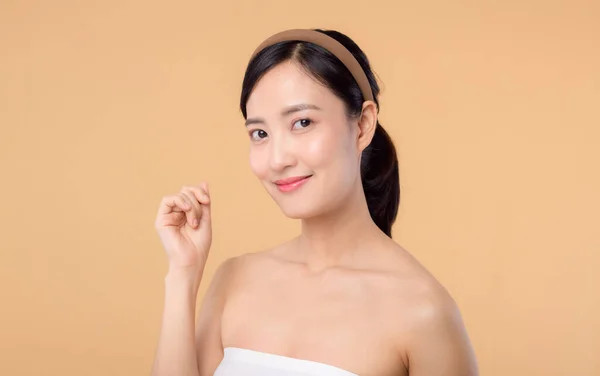 Schönheit Junge Asiatische Frau Modell Mit Frisch Glühend Hydratisierte Gesichtshaut — Stockfoto