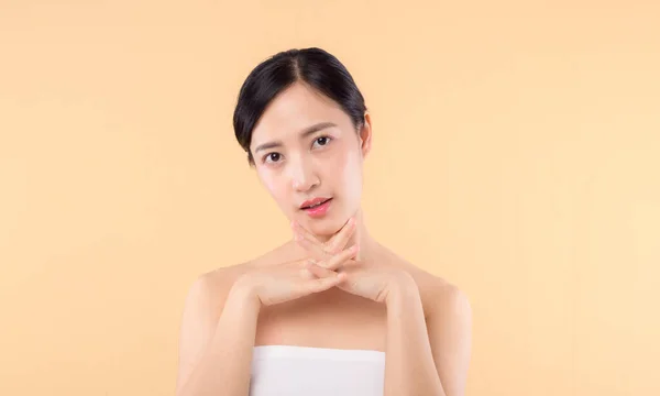 Szépség Fiatal Ázsiai Modell Friss Izzó Hidratált Arc Bőr Lány — Stock Fotó