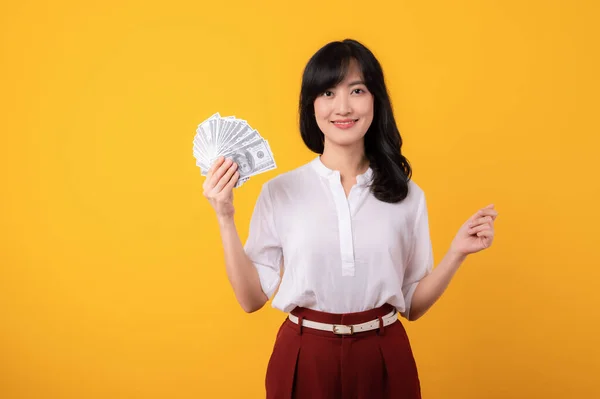 Portrait Jeune Belle Femme Asiatique Entrepreneuse Heureux Sourire Portant Chemise — Photo