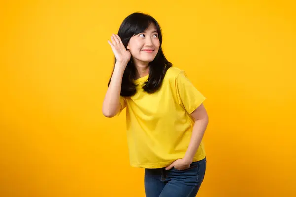 Capture Attention Portrait Asian Young Woman Wearing Yellow Shirt Denim — Stock Photo, Image