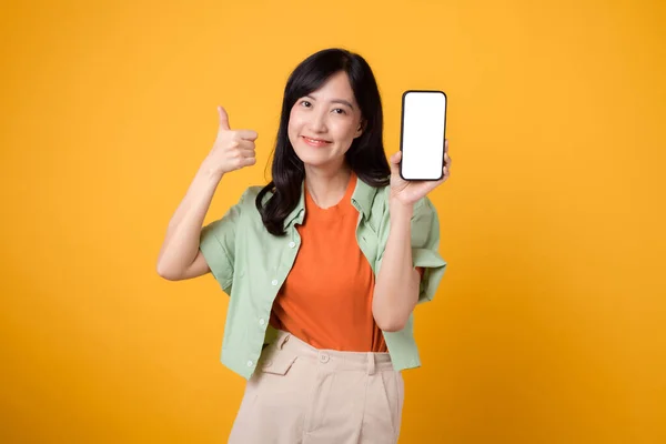 New Mobile Application Cheerful Young Asian Woman 30S Donning Orange — Stock Photo, Image