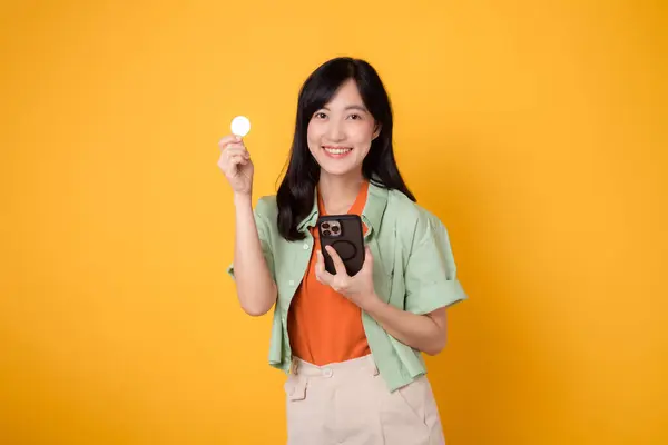 Happy Young Asian Woman 30S Wearing Orange Shirt Green Jumper — Stock Photo, Image