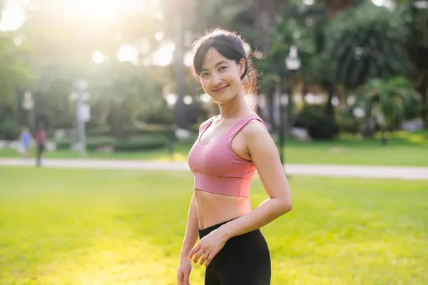 Capture Happiness Young Beautiful Asian Woman 30S Smiling Looking Camera — Stock Photo, Image