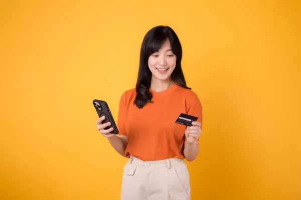 Happy Young Asian Woman Her 30S Orange Shirt Using Smartphone — Stock Photo, Image