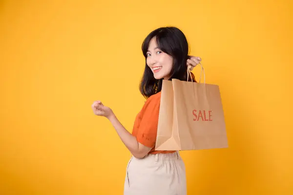 Descubra Combinação Perfeita Estilo Economia Uma Experiência Shopping Moderna Mulher — Fotografia de Stock