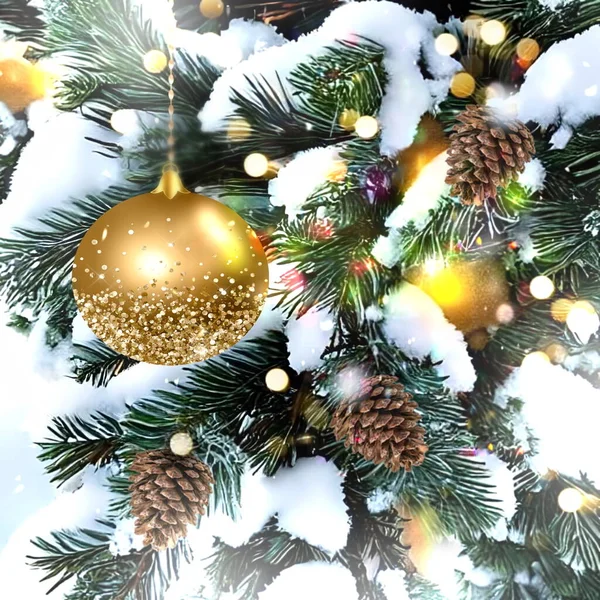 Χριστουγεννιάτικο Δέντρο Υποκατάστημα Που Καλύπτεται Από Χιόνι Και Εορταστικό Φωτισμό — Φωτογραφία Αρχείου
