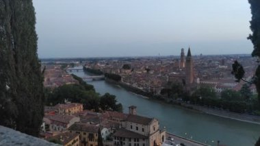 Gece Verona kasabası, İtalya