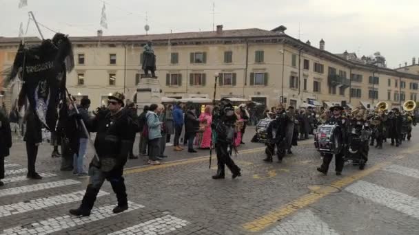 Verona Italien Januari 2024 Band Och Masker Parad Europe Karneval — Stockvideo