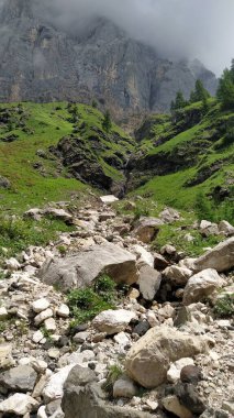 İtalya 'da Dolomitler Üzerine Bivacco dal Bianco