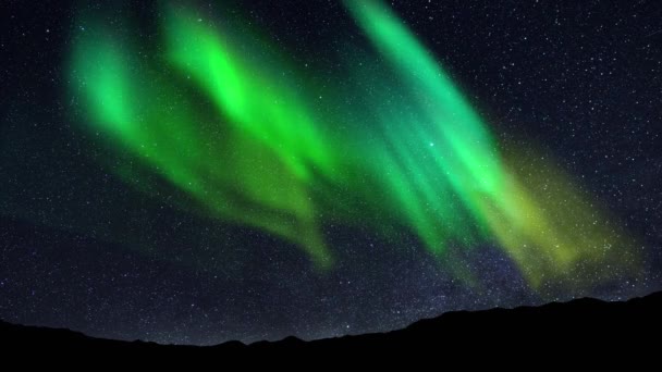 Polarlichter Verweben Sich Mit Der Milchstraße Nordlichter Zeitraffer Sonnenwind Tanz — Stockvideo