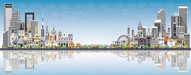 İspanya 'ya hoş geldiniz. Gray Binaları, Blue Sky ve Reflections ile City Skyline. Tarihsel Mimarlık. Şehir simgeleriyle İspanya şehri. Madrid mi? Barselona 'da. Valencia. Sevilla. Zaragoza.