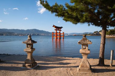 Floating Torii gate of Itsukushima Shrine at Miyajima, Hiroshima. clipart