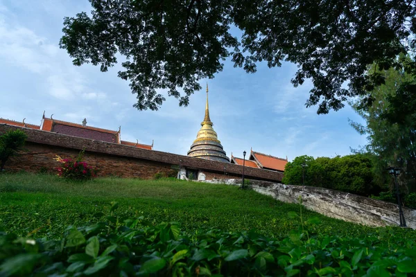 位于泰国北部的重要佛寺 万福寺 是南坪省最有名的佛寺 图库图片