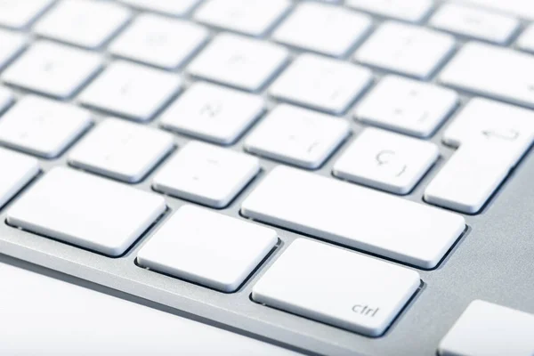 Modern Computer Keyboard Background Aluminium White Keys Selective Focus — Stock Photo, Image