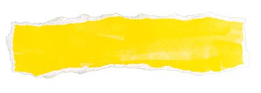 Yırtılmış sarı kağıt not mesajı beyaz arkaplanda izole edildi