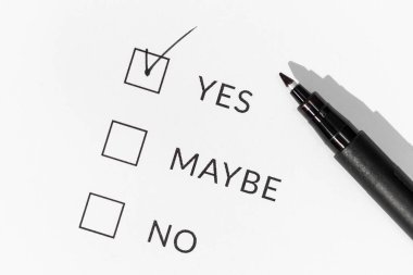 Evet ya da Hayır Beyaz kağıt üzerinde işaretli kutular