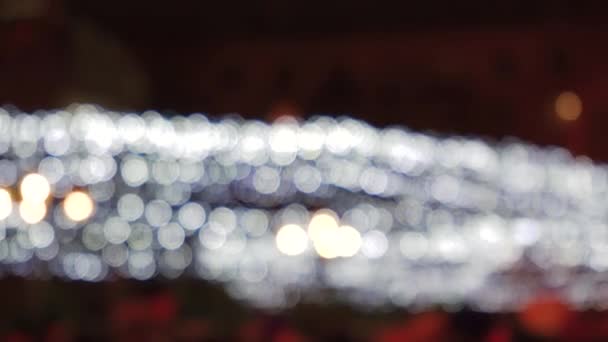 模糊的圣诞彩灯背景 圣诞树上闪烁的灯光闪烁着 寒假概念 — 图库视频影像