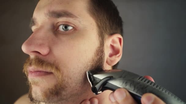 Face Shaving Electric Razor Cut Facial Stubble Shaver Stubble Man — Stock Video