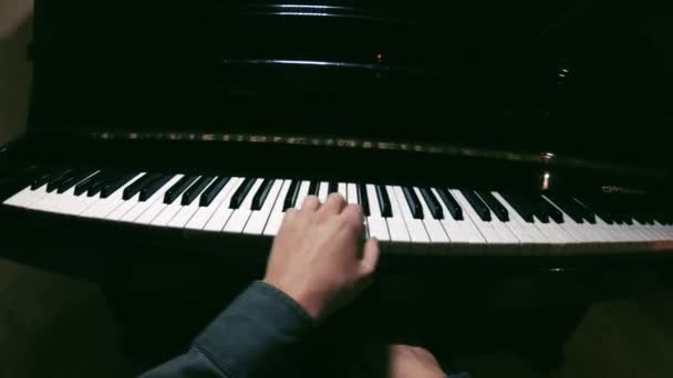 Student Learning Play Piano Man Two Hands Plays Beautiful Piano — Stockvideo