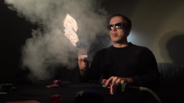 Bearded Man Plays Poker Casino Person Wins Effectively Throws Cards — Vídeo de Stock