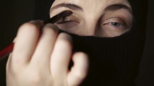 Muslimische Make Schritt Für Schritt Anleitung Ein Mädchen Mit Schönen — Stockvideo