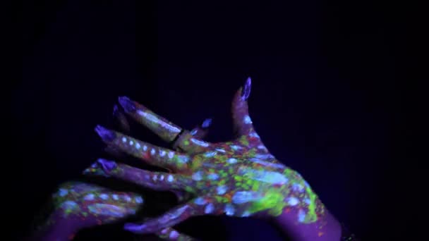 Hand Fluorescent Ethnic Pattern Shows Movement Hands Fluorescent Paint Body — Stockvideo