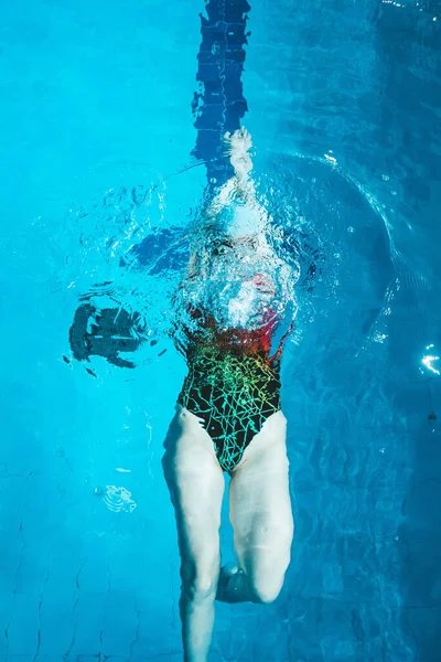 Top View Young Female Swimmer Training Pool Swimming Her Back — Fotografia de Stock