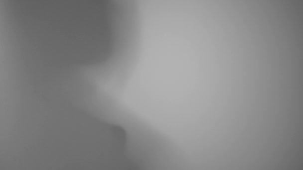 Тінь Розмивання Жахів Людини Матовим Склом Розмита Рука Абстракція Форми — стокове відео