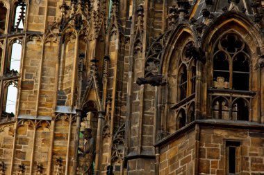 Prag 'da. 10.05.2019: Hazine merdiveni, Saint Vitus Katedrali, Prag kalesi, Prag, Çek Cumhuriyeti. St. Vitus Katedrali 'nin Gotik süslemeleri.