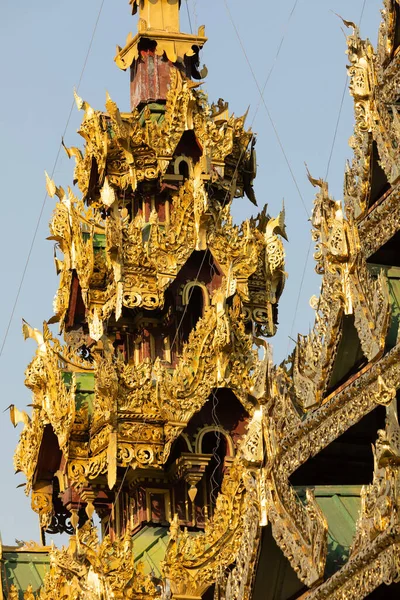 Yangon Myanmar Déc 2019 Détails Dorés Architecture Décoration Célèbre Pagode — Photo