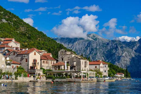 Perast Een Oude Stad Aan Baai Van Kotor Montenegro Stockfoto
