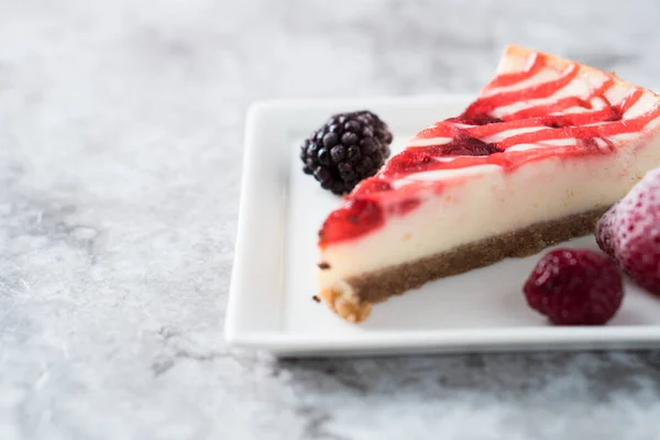 Berry Mixxed Berry Rasberry Strawberry Cheesecake — Stock Photo, Image