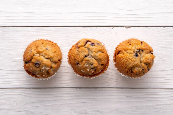 Muffins Mirtilo Com Definição Lugar Mesa Branca — Fotografia de Stock