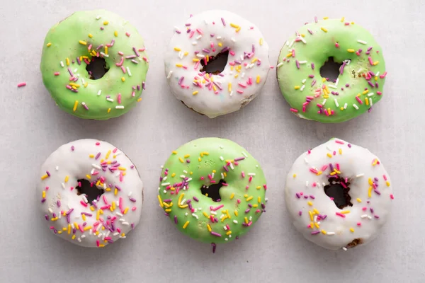White Green Sprinkled Delicious Doughnuts — Stock Photo, Image