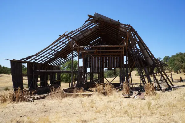 stock image An old dilapidated building barn