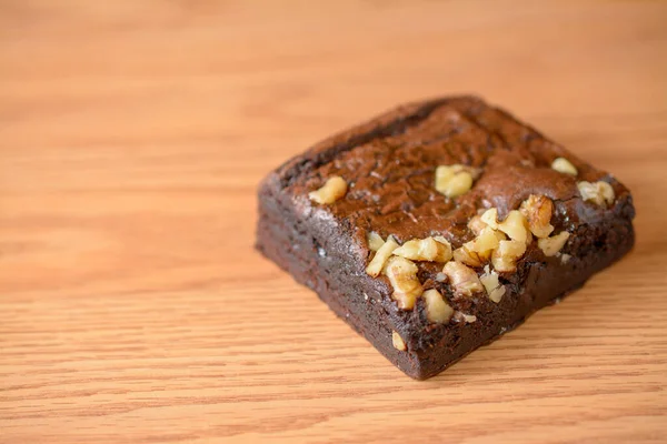 Rich Chocolate Brownie Topped Chopped Walnuts — Stock Photo, Image