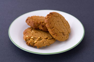 fıstık tabakta daha iyi kurabiyeler 