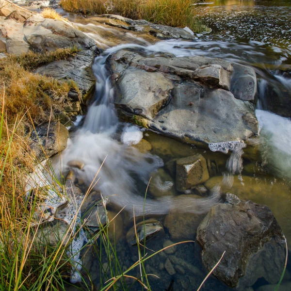 Cache Creek Kalifornien Fließt Über Felsen — Stockfoto