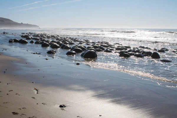 Bowling Topu Plajı California Büyük Kaya Çıkıntısı — Stok fotoğraf