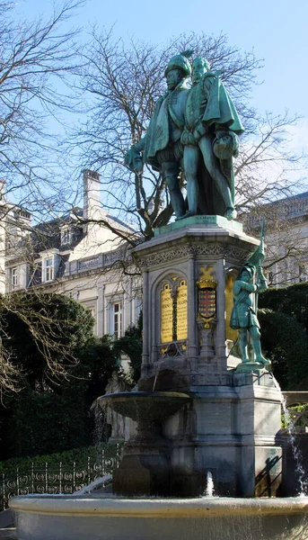 Brussels Belgium February 2023 Fountain Surmounted Statues Counts Egmont Hornes — Stock Photo, Image