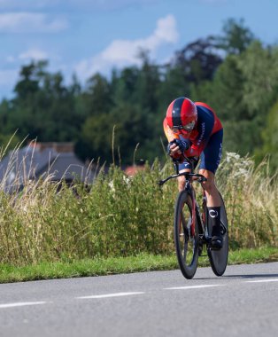 Genly, Belçika - 25 Temmuz 2023: Tour de Wallonie, sahne 4, duruşma zamanı, Elia Viviani