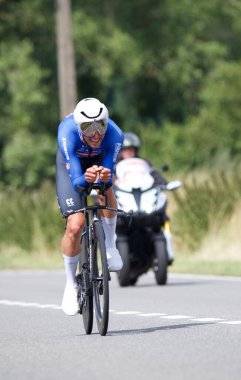 Genly, Belçika - 25 Temmuz 2023: Tour de Wallonie, sahne 4, duruşma zamanı, Dries De Bondt