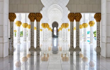 Sheikh Zayed Grand Mosque columns, Abu Dhabi, United Arab Emirates