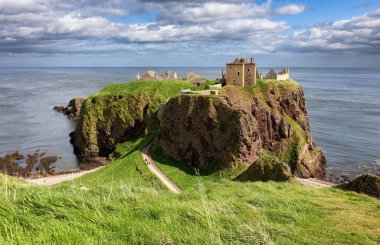 İskoçya - Dunnotar Şatosu, İskoç Sahili