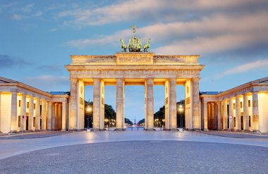 Brandenburg, Almanya'nın başkenti Berlin'de